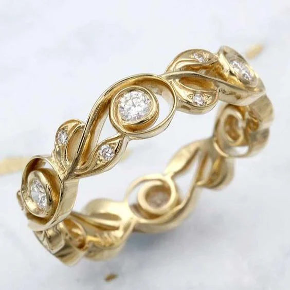 1+1 Offer: Zirconia Ivy Golden Ring + Zirconia & Gold Earrings