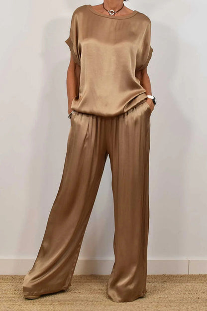 Satin Color Loose Short-sleeved Top and Elastic Waist Lace-up Pocket Wide-leg Pants Set