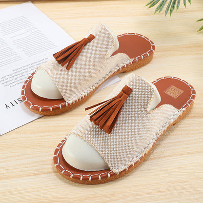 Fashionable Tassel Flat Beach Sandals