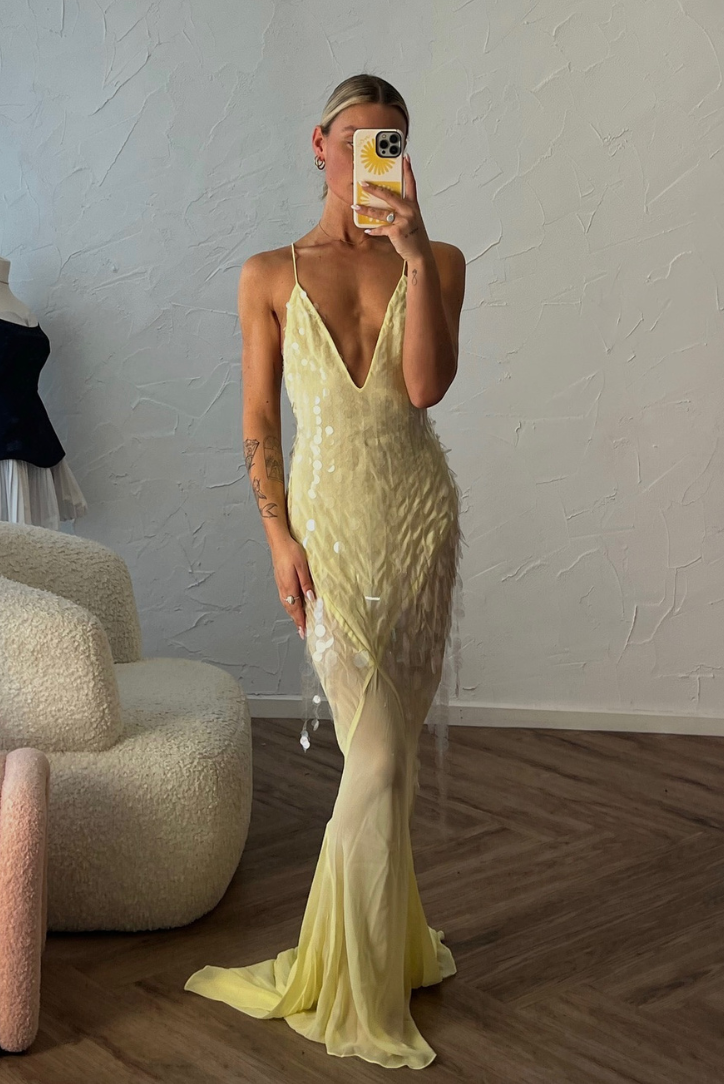 Aaliyah | V-neck Sleeveless Maxi Dress