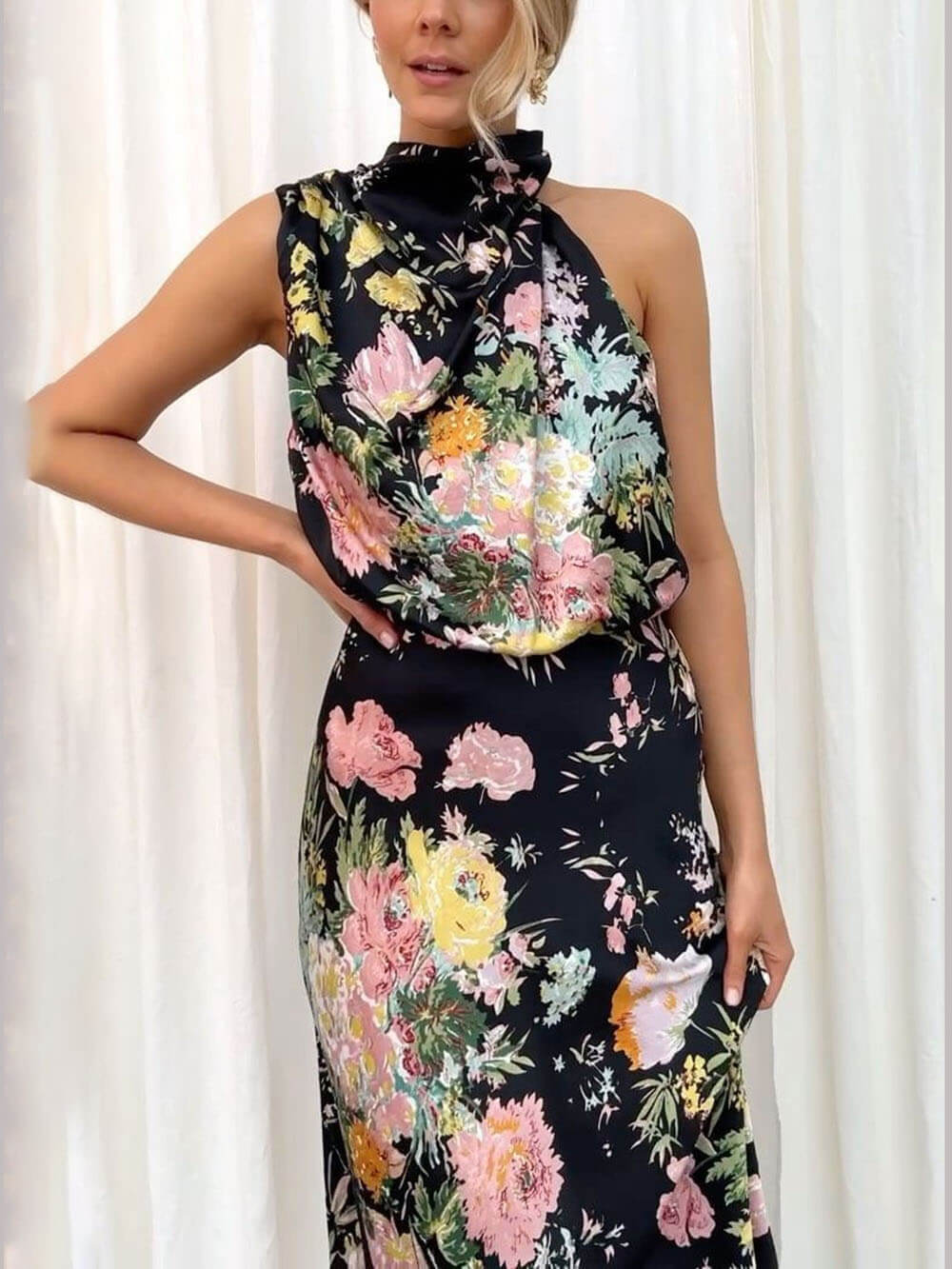 Halter Neck Elastic Waist Maxi Dress
