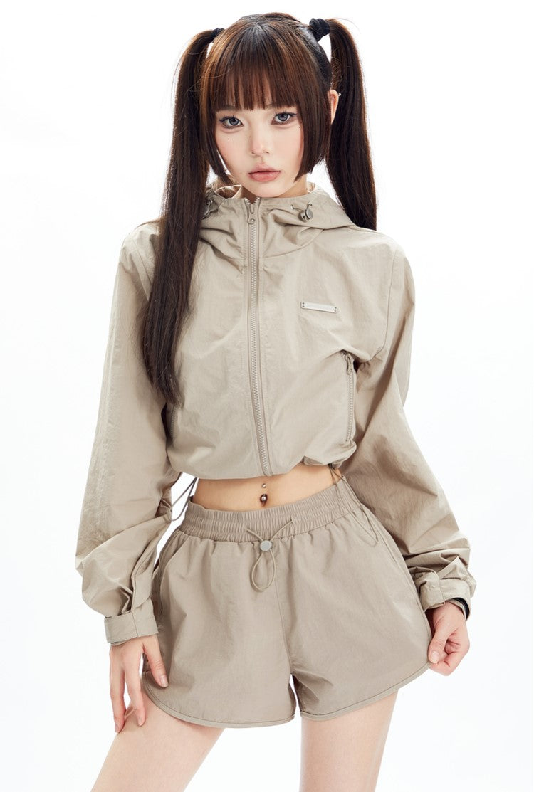 Sports Style Short Jacket and Shorts