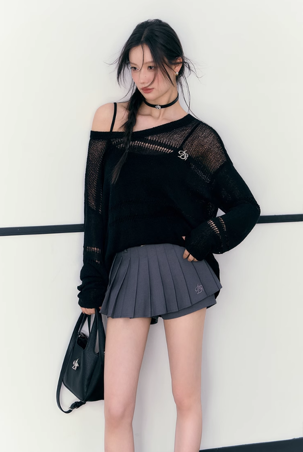 Airy Breeze V-neck Sweater