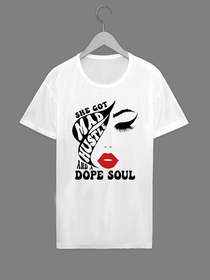 Lip Letter Print T-shirt Ar70112