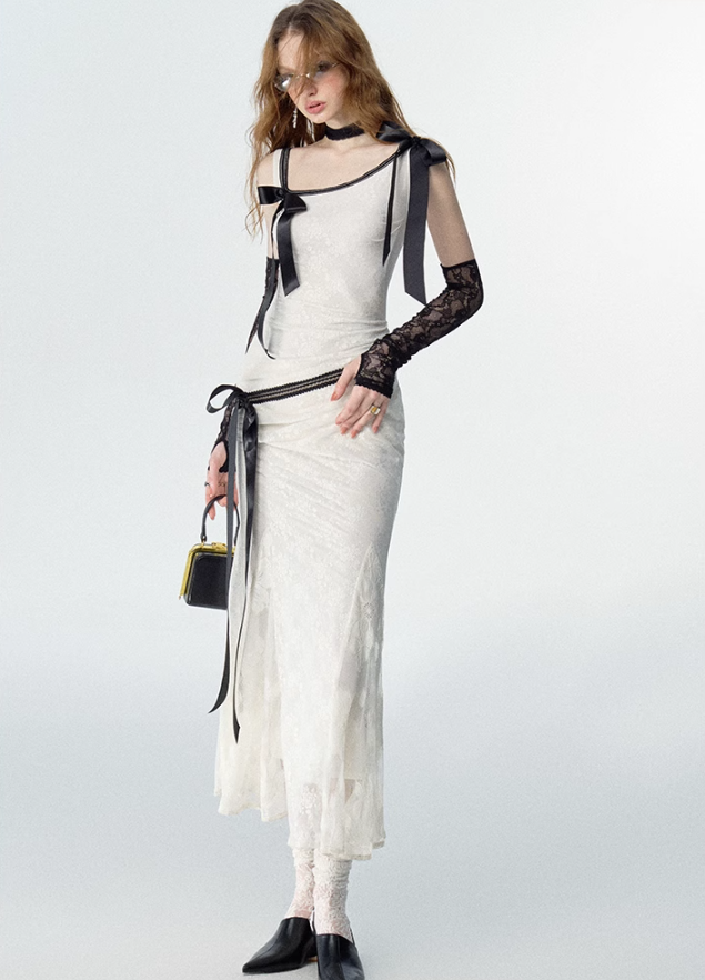 Detachable Bow Lace Spliced Suspender Dress