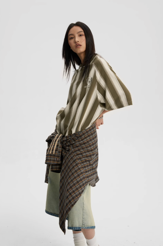 Contrast Striped Neck Beaded T-shirt