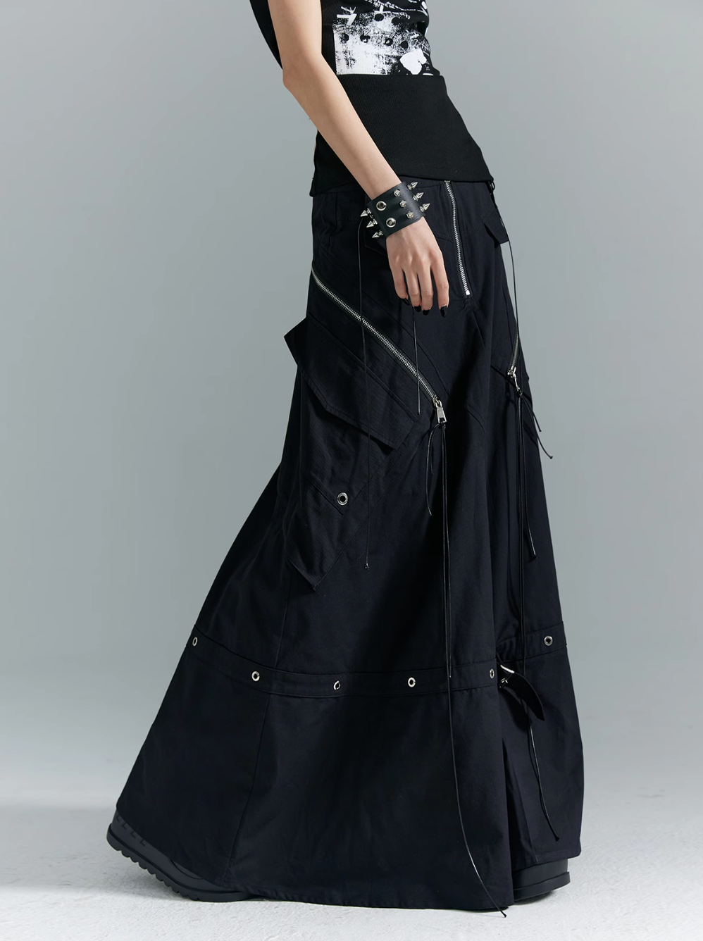 Frustration Garden Gothic Cargo Maxi Skirt - Black Floor-length With Zipper Details and Multiple Pockets