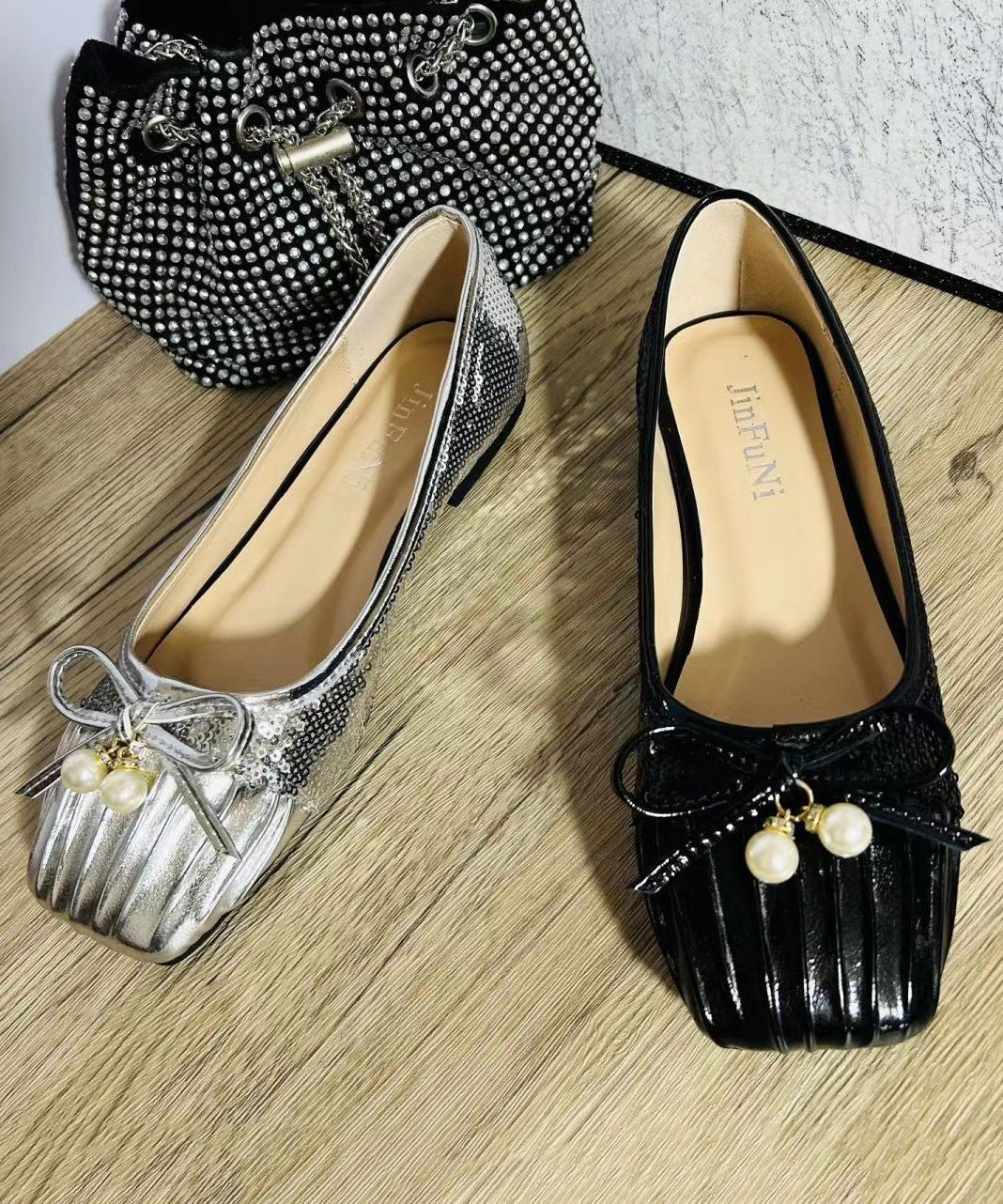 Pearl Bow Wrinkled Square Head Flats Shoes Cz1039