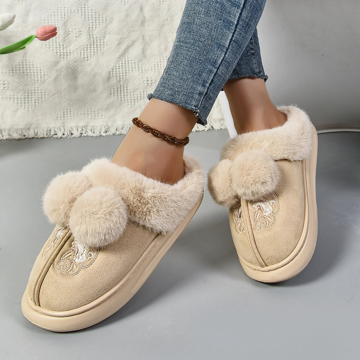 Winter New Warm Snow Boots Indoor Comfortable Plush Shoes Platform Winter New Cotton Slippers Zapatos De Mujer