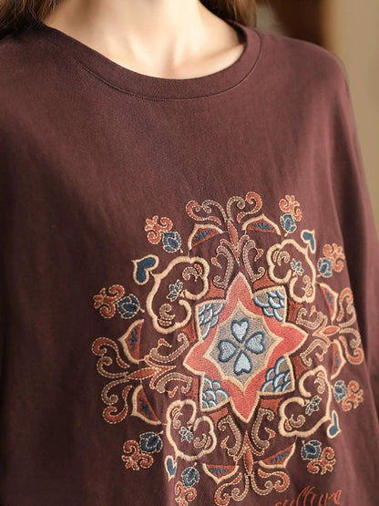 Autumn Flower Embroidery O-neck Cotton Sweatshirt Wg034