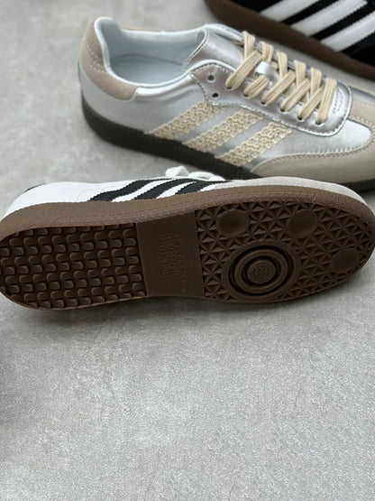 Three Stripes Colorblock Shoes Qn006