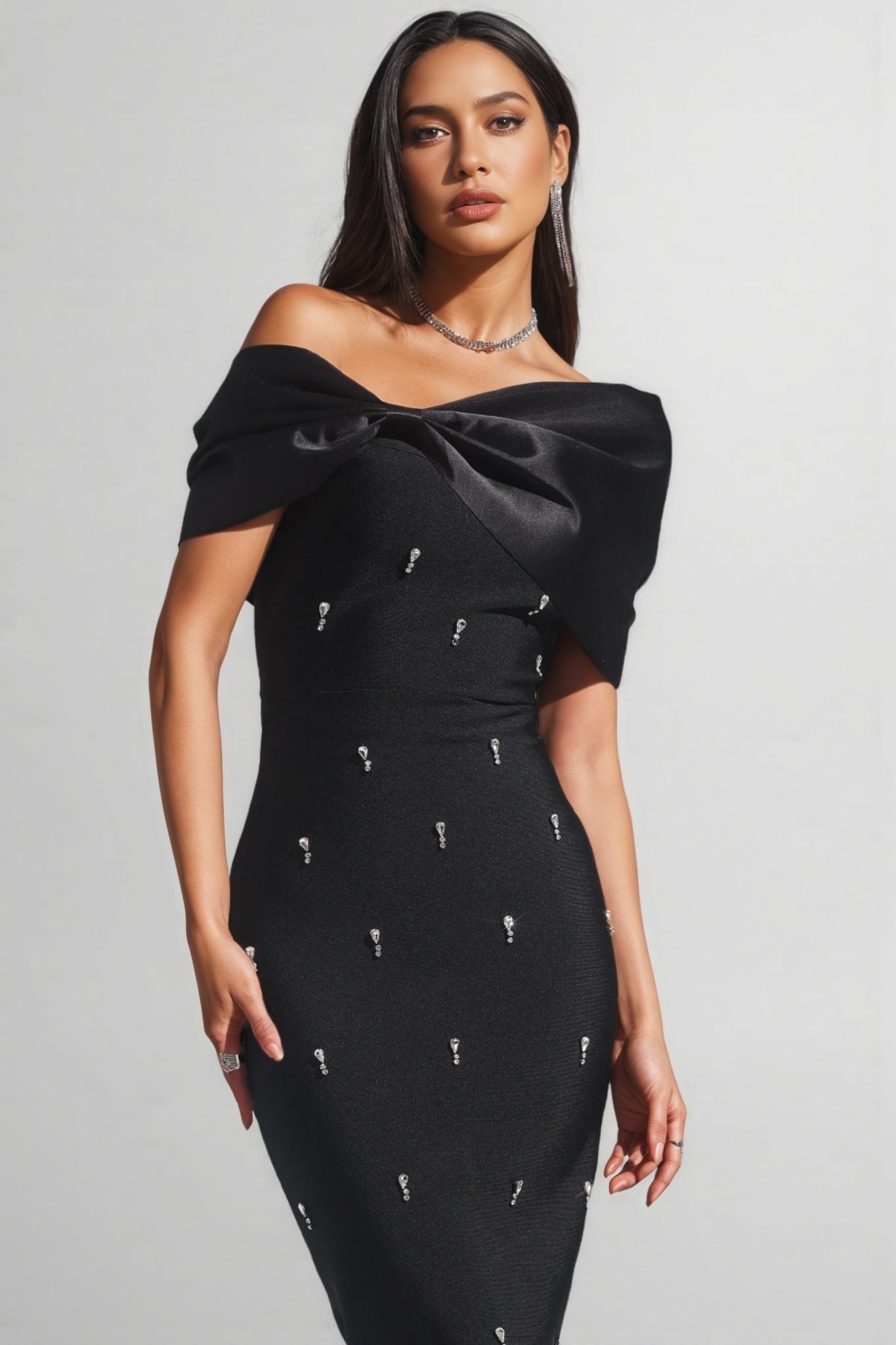 Elerid Diamond Bow Bandage Maxi Dress