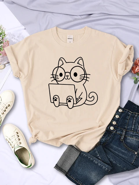 Careful Study of Work Cat Sketches T-shirt Personality Trend Tee Clothing Street Creative Tops Female Short Sleeve