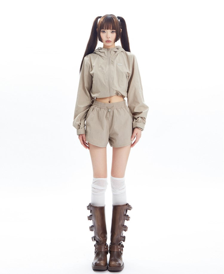 Sports Style Short Jacket and Shorts