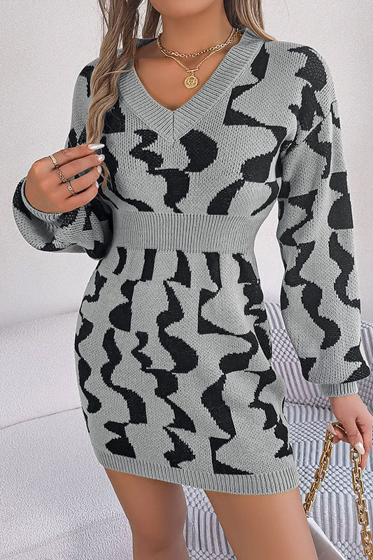 V-neck Contrast Color Long-sleeved Waist-hugging Sweater Dress