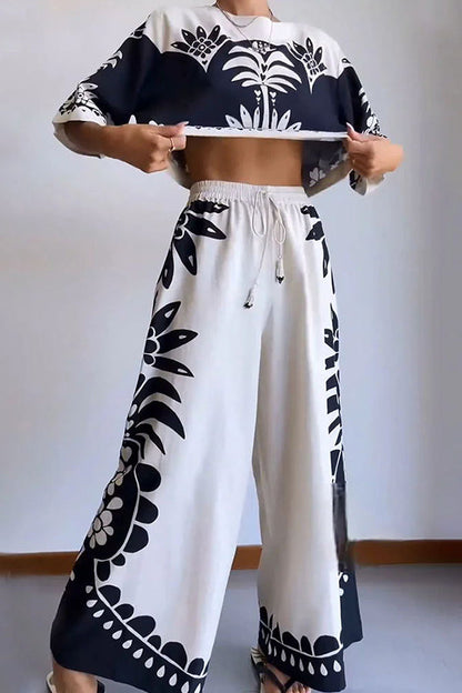 Exotic Holiday Print Loose Top and Elastic Waist Wide Leg Pants Set