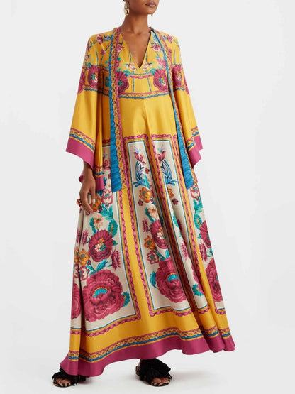 Long Flowing and Fashionable Maxi Dress