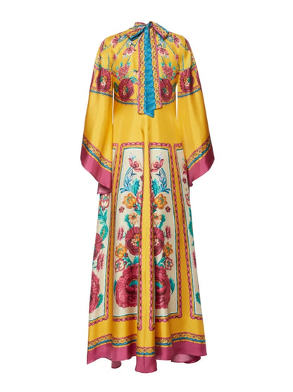 Long Flowing and Fashionable Maxi Dress