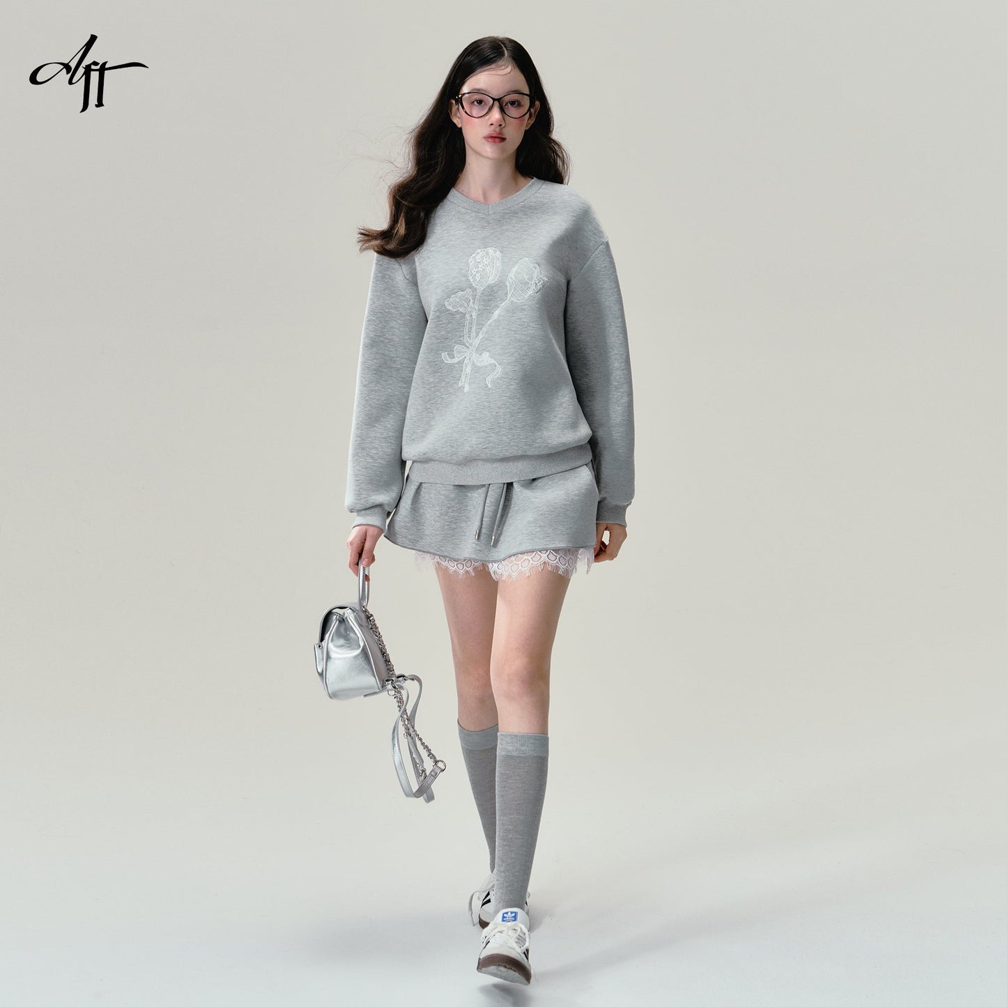 Print Grey Lace Trim Sweatshirt Set-up