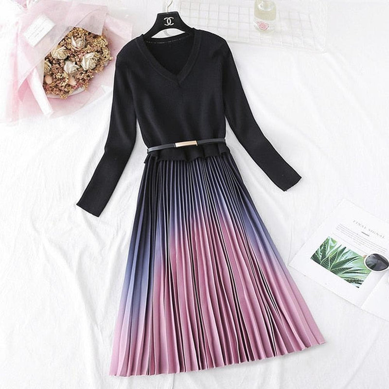 Boutique Navy V-neck Patchwork Gradient Pleated Hem Long Sleeve Sweater Dress