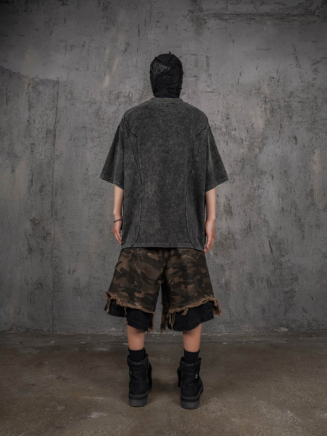 Double-layered Shredded Camo Shorts