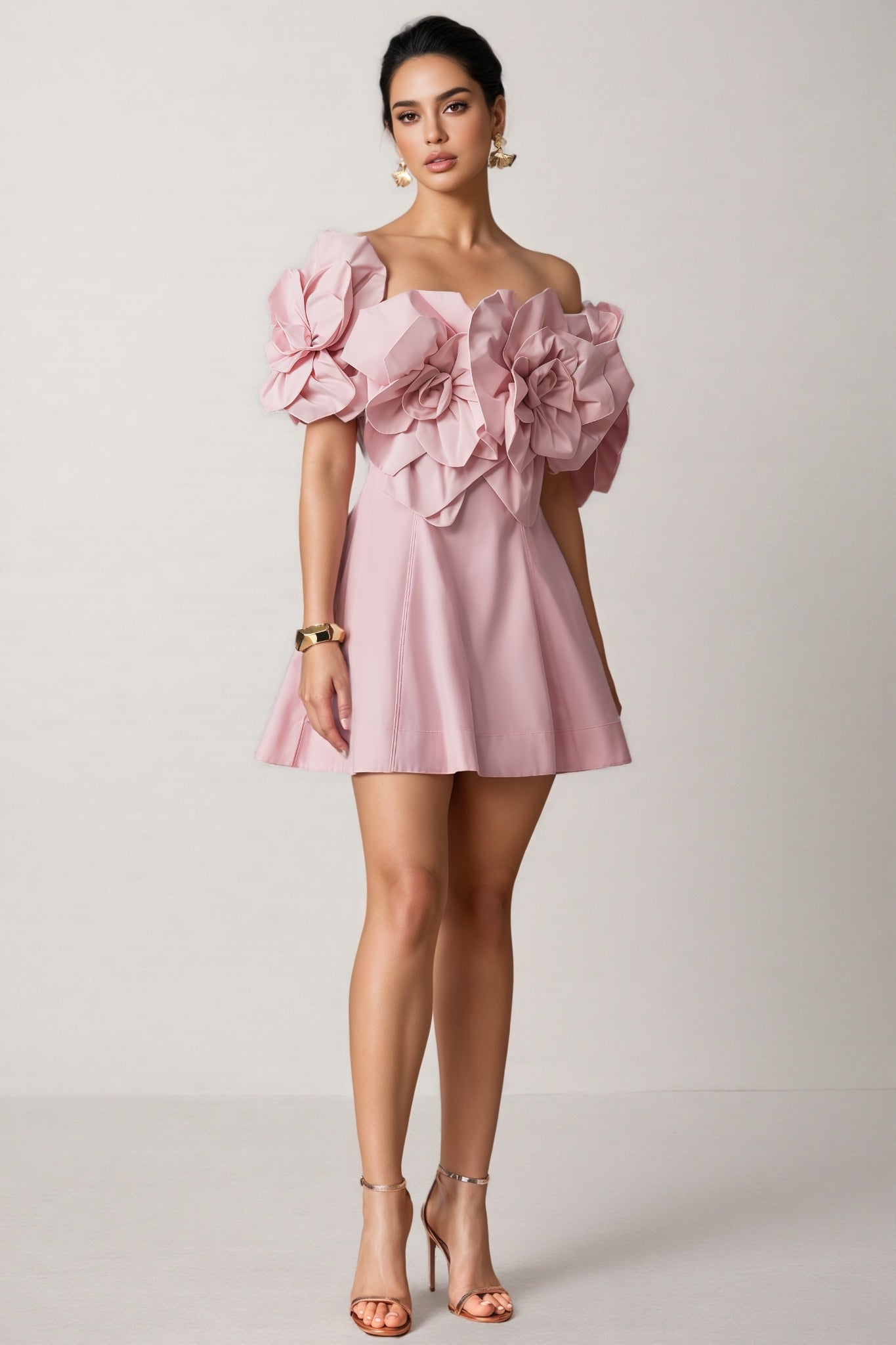 Huta Oversized Applique Mini Dress