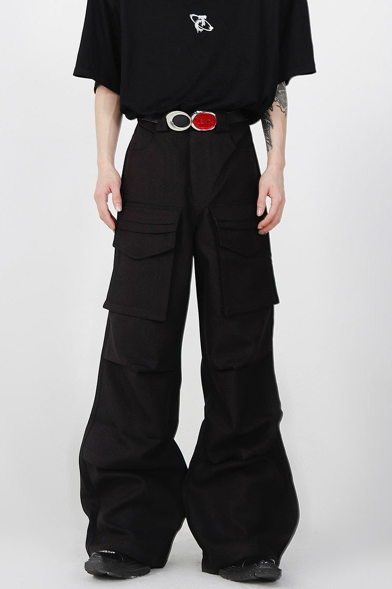 Pleated Straight Fit Pants