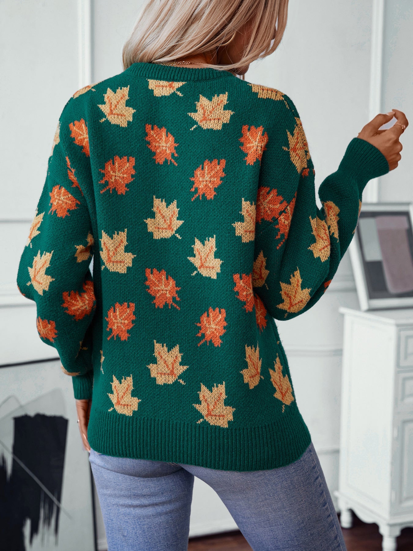 Maple Leaf Pattern Jacquard Pullover Sweater for