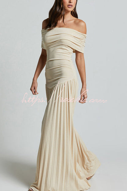 Off-shoulder Slim Fit Pleated Maxi Dress