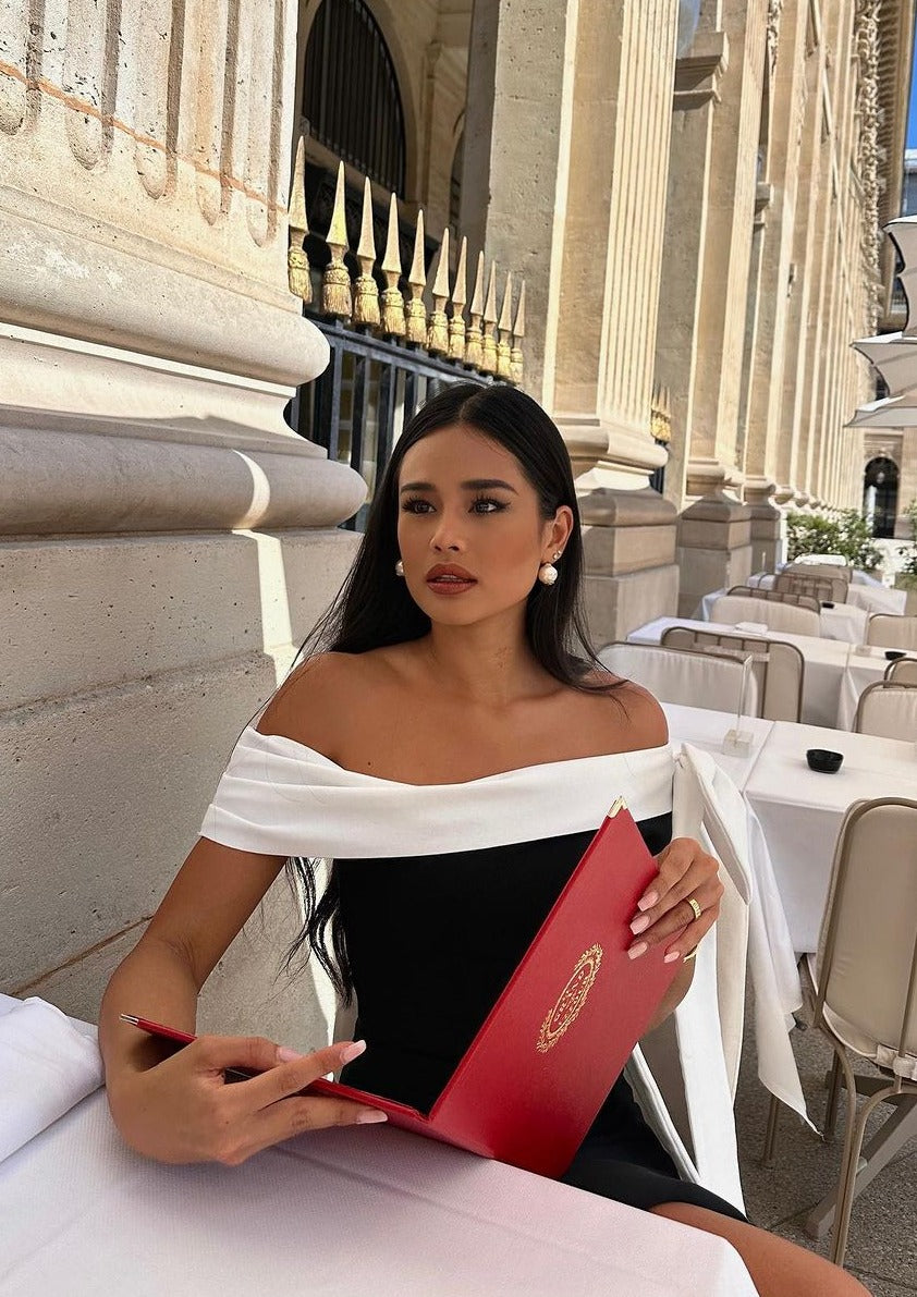 Francine - One-shoulder Bow Tie Slit Midi Dress