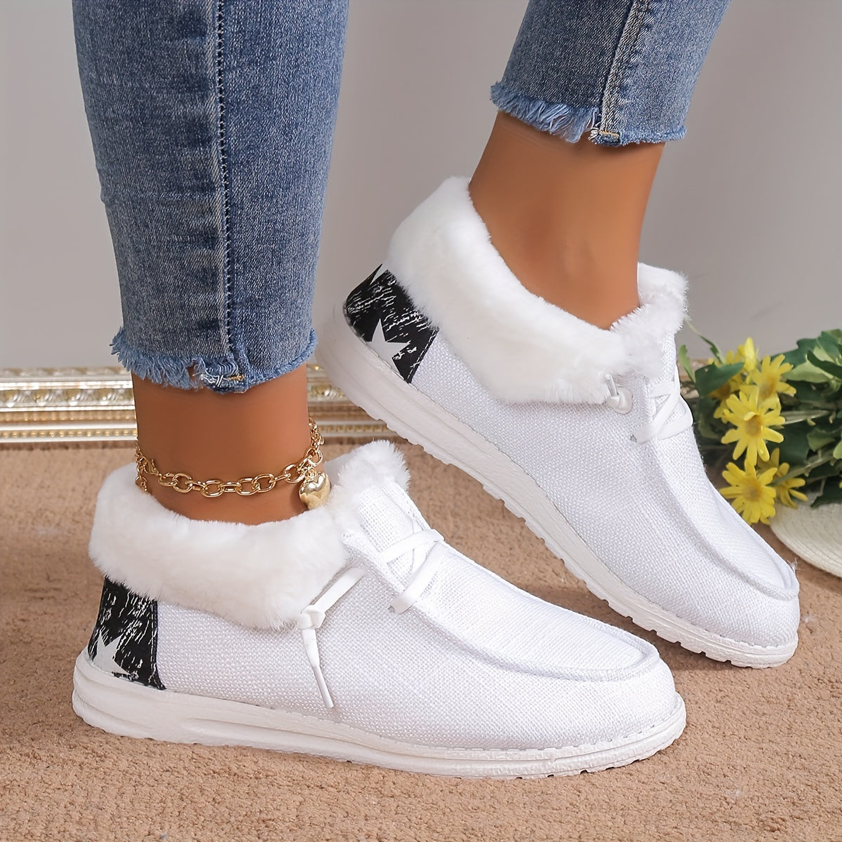 Plush Lined Canvas Shoes Gr7841