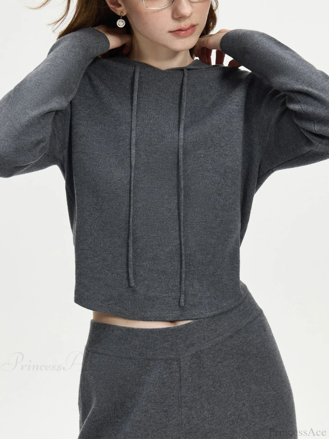 4.1% Wool Short Hooded Knitwear Sweater