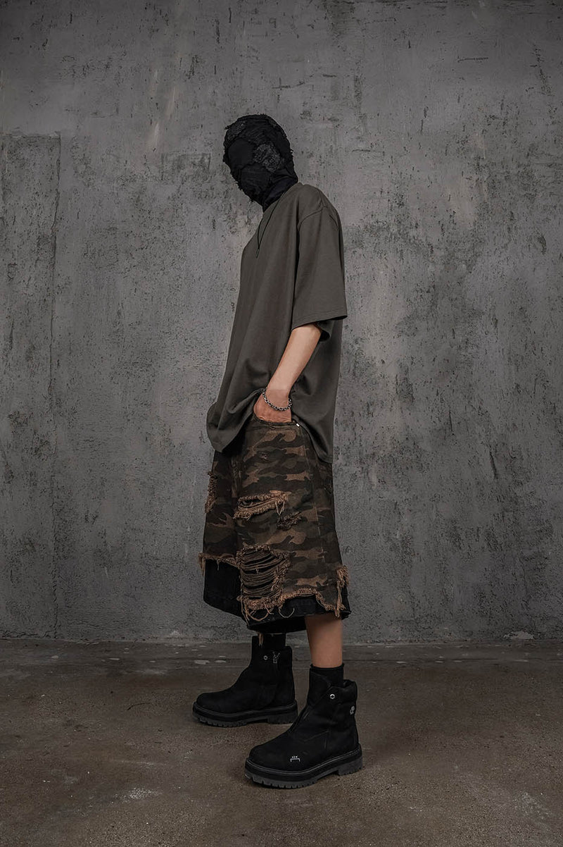 Double-layered Shredded Camo Shorts