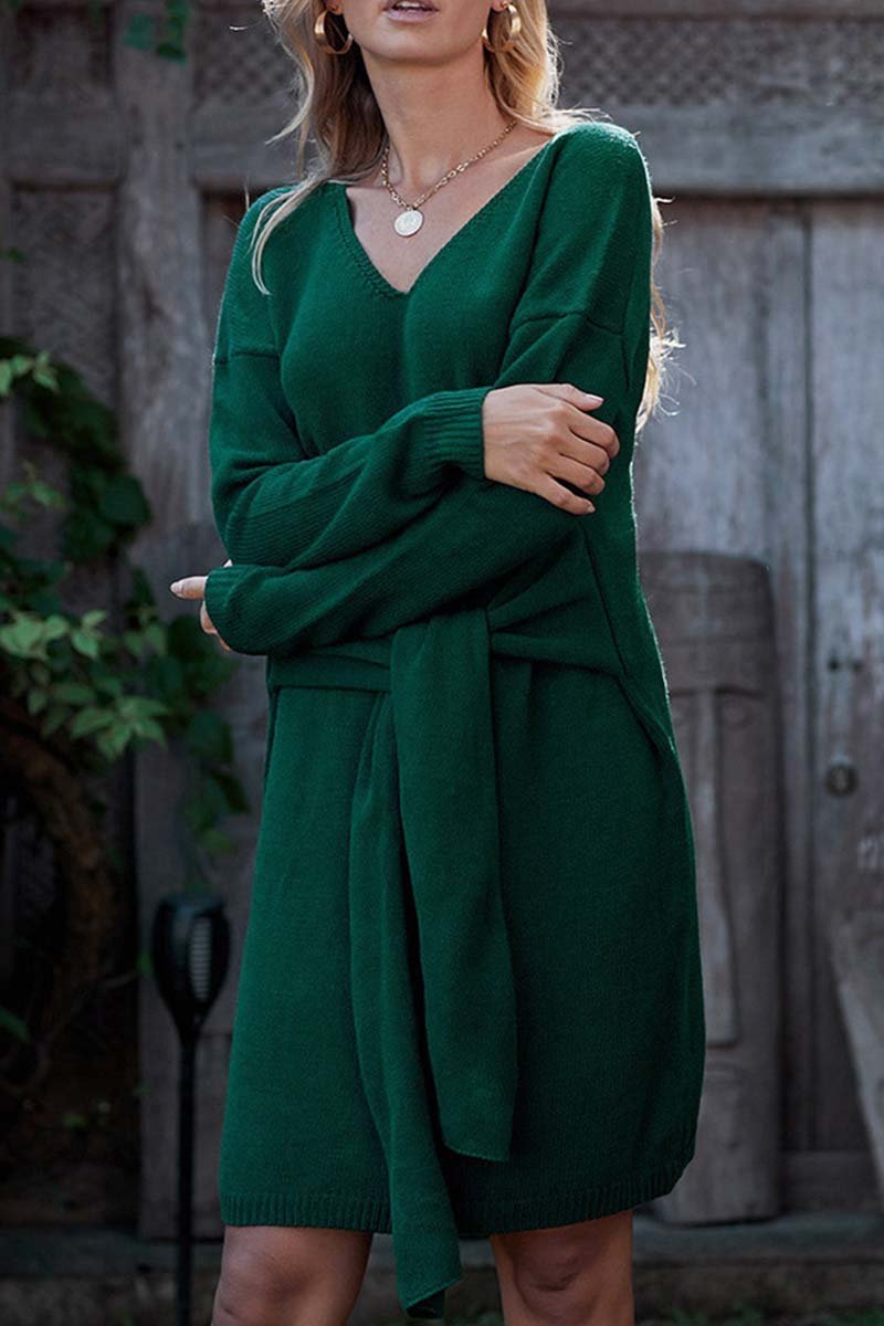 Sweater With Half Belt