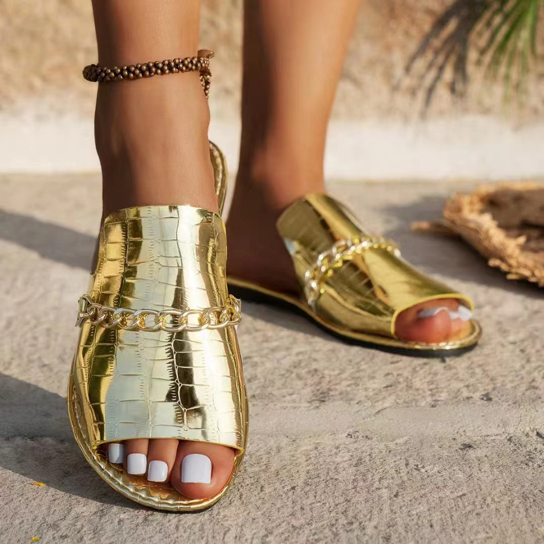 Flat Beach Sandals With Chain Accessories