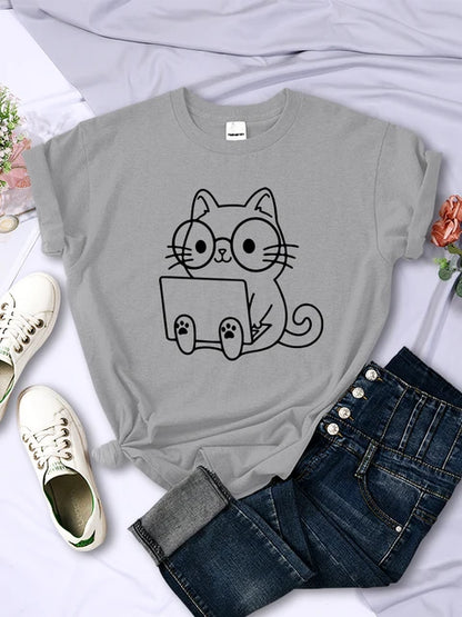Careful Study of Work Cat Sketches T-shirt Personality Trend Tee Clothing Street Creative Tops Female Short Sleeve