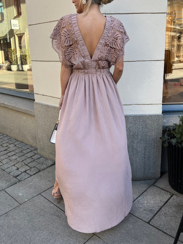 Lace Sleeveless Midi Dress