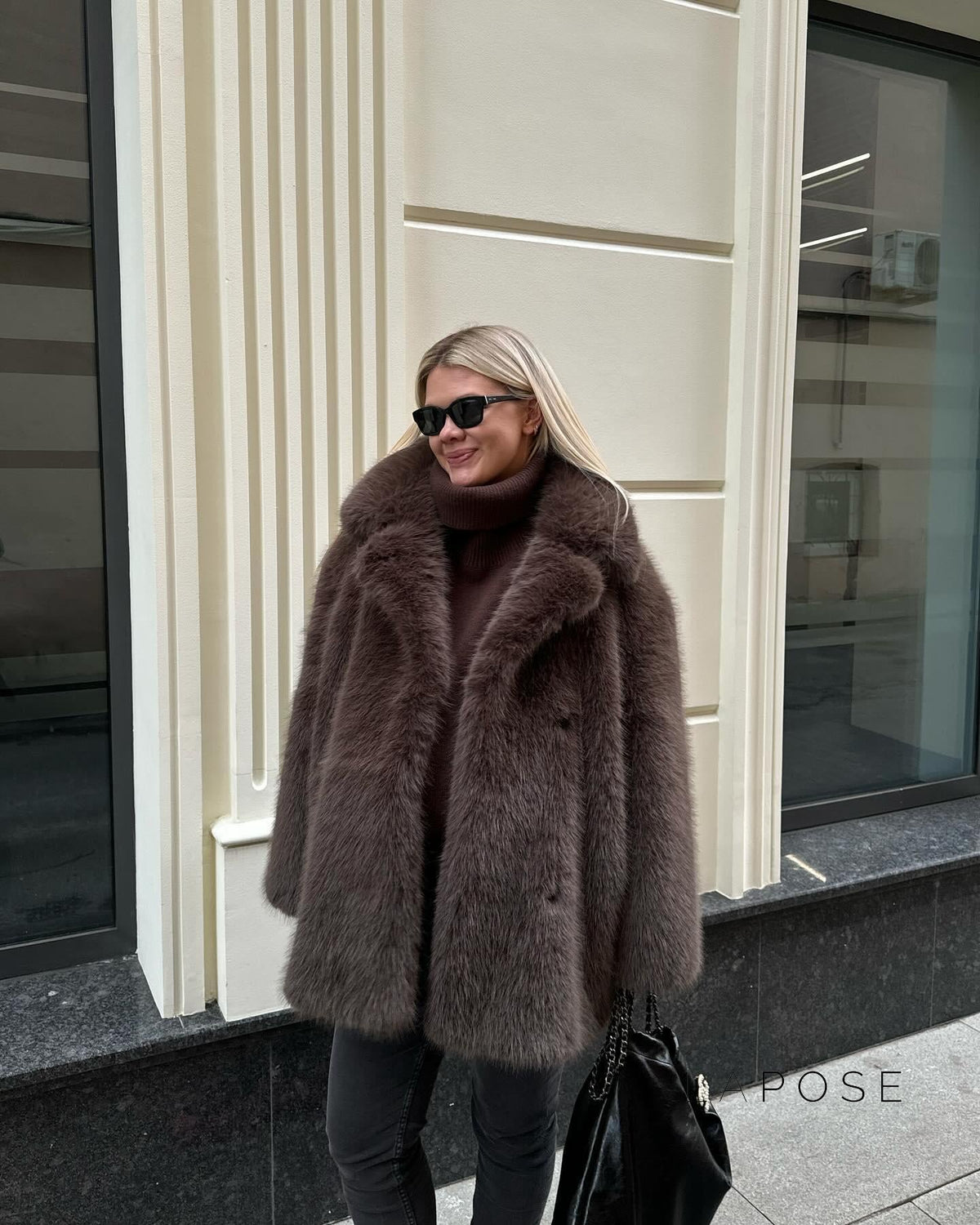 Elegantly Styled Coat for Everyday Wear