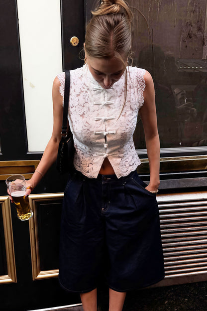 Lace Stand Collar Sleeveless Top Knot Buttons Blouse