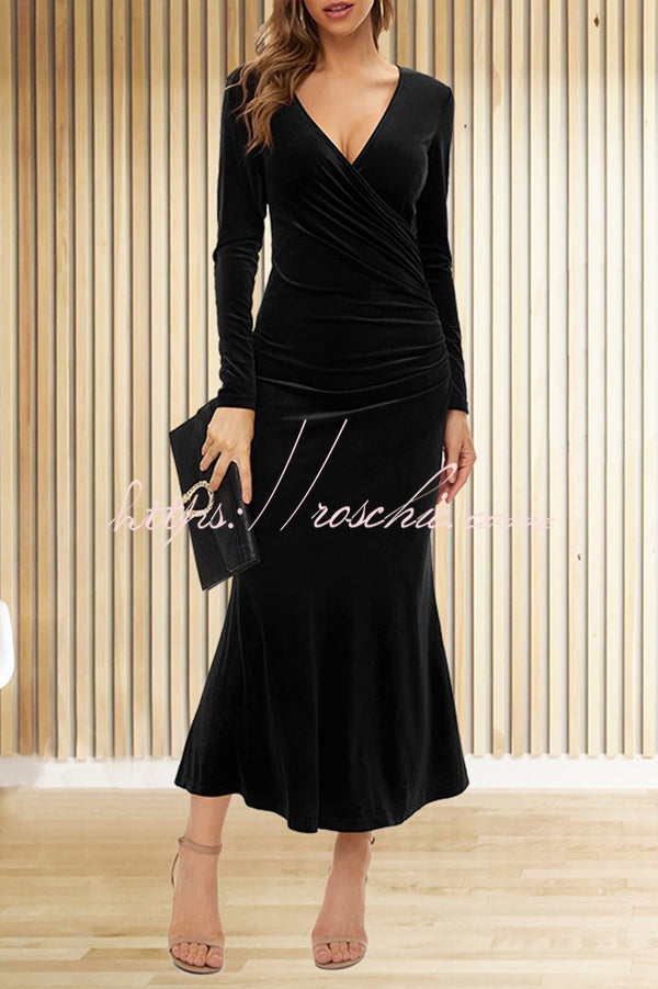 Color Velvet Long Sleeve V-neck Slim Fit Fishtail Maxi Dress