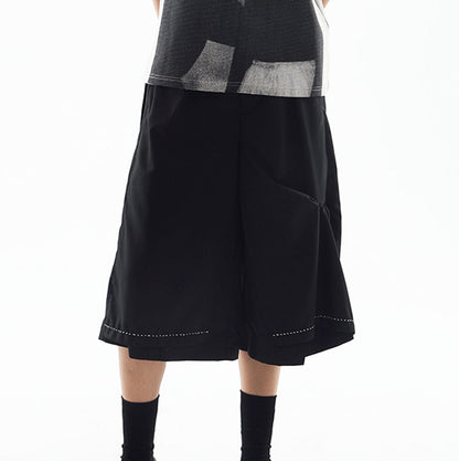 Wide-cut Contrast Shorts