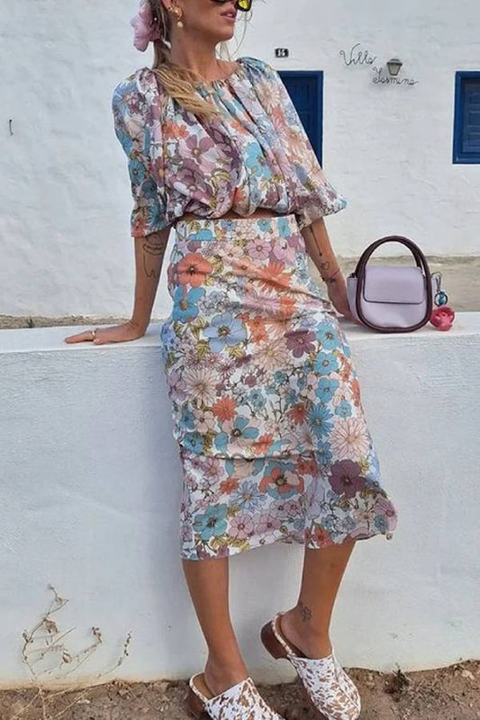 Holiday Print Top & Skirt Two-piece Set