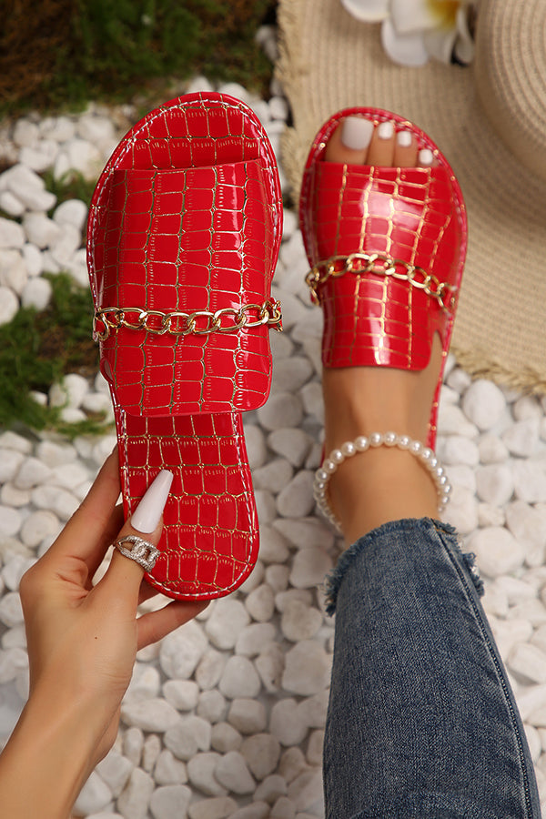 Flat Beach Sandals With Chain Accessories