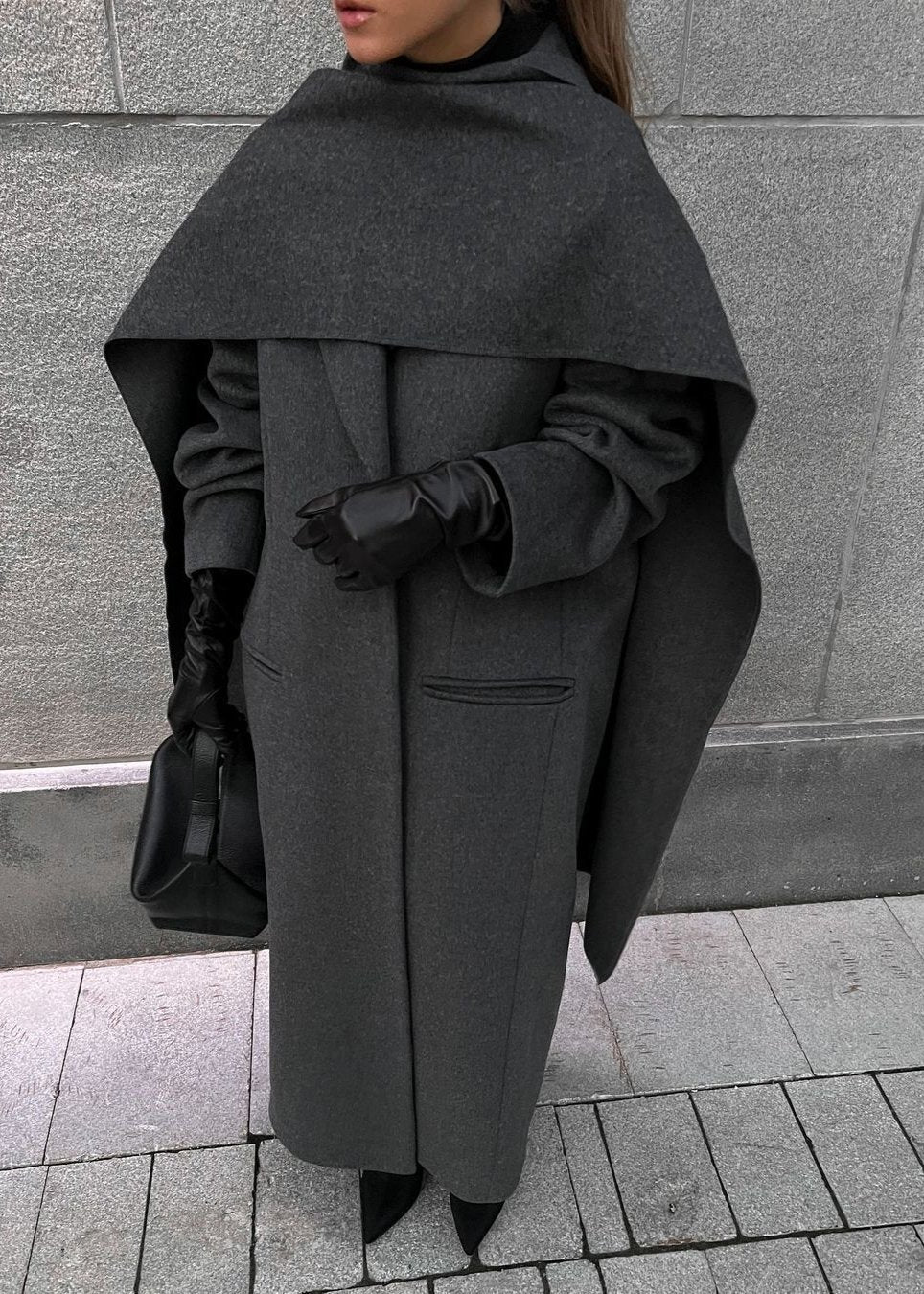 Asymmetric Cloak-style Long Overcoat