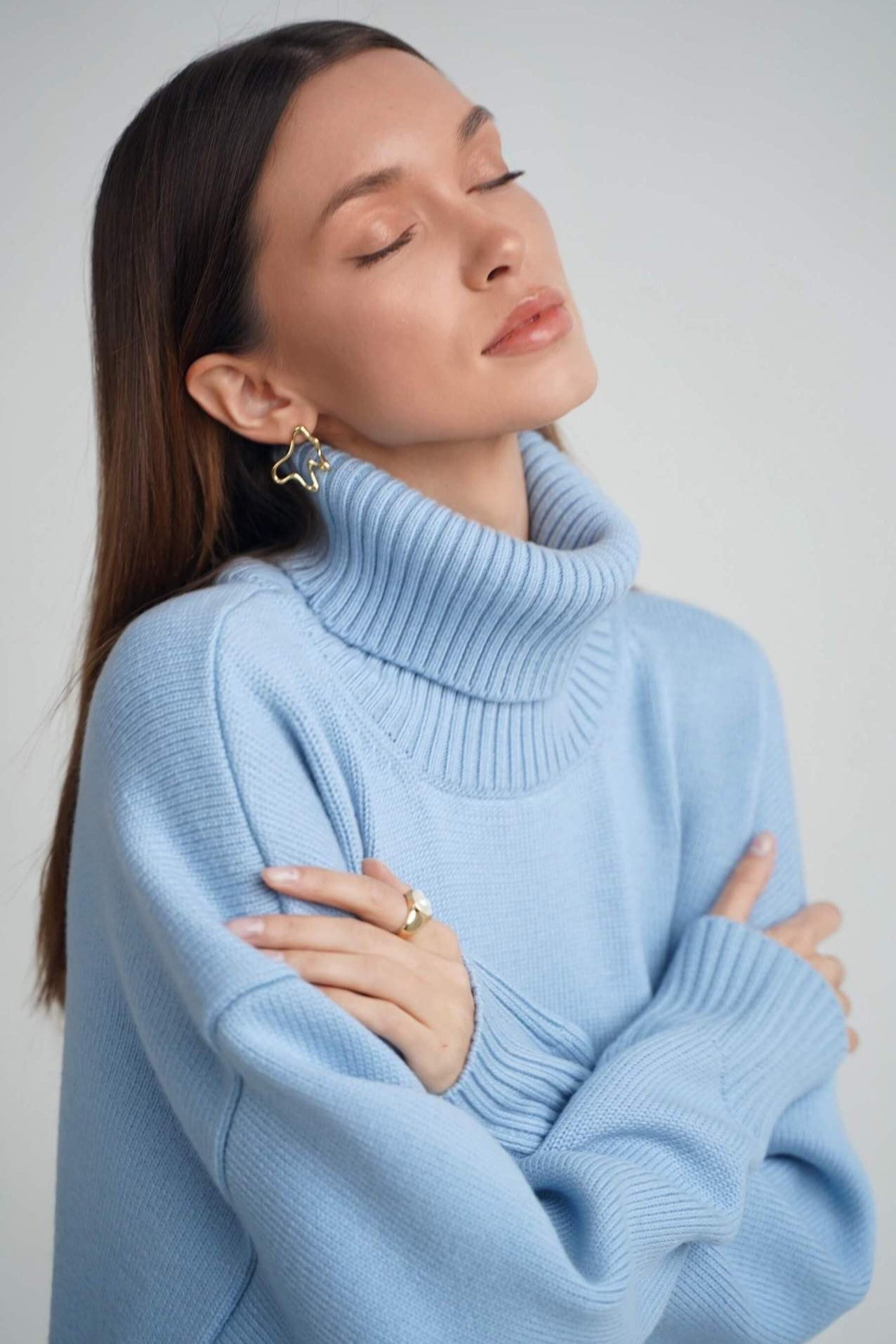 Basic Knit Turtleneck Sweater
