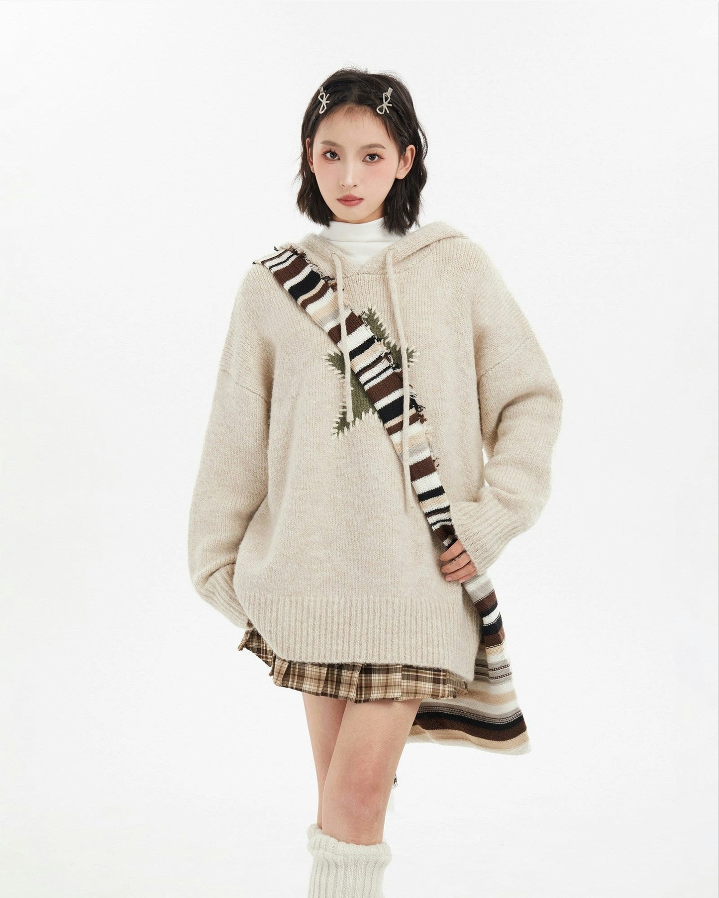 Oversized Star Patch Knit Sweater