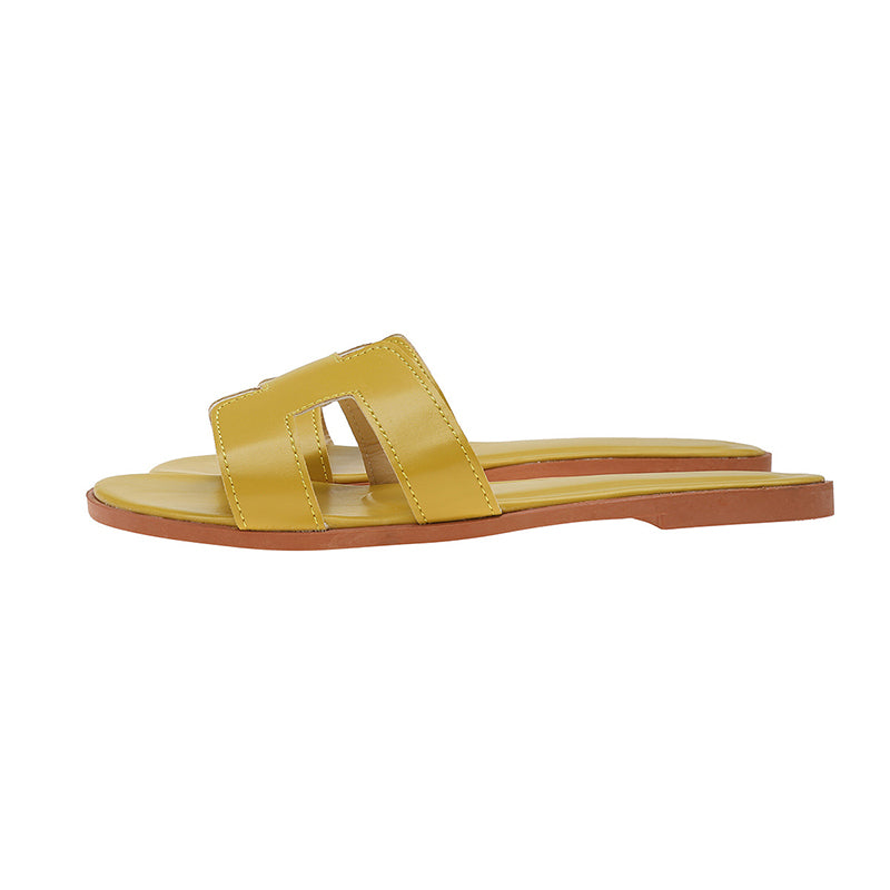 Outdoor Flat Sandals