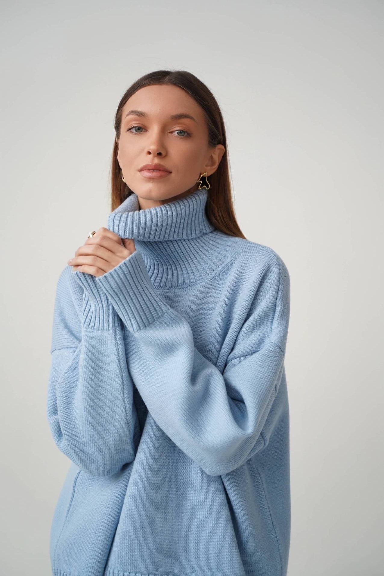 Basic Knit Turtleneck Sweater