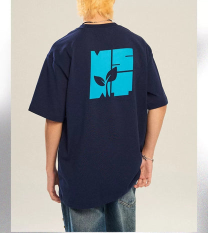 T-shirt With Growing Plant Design