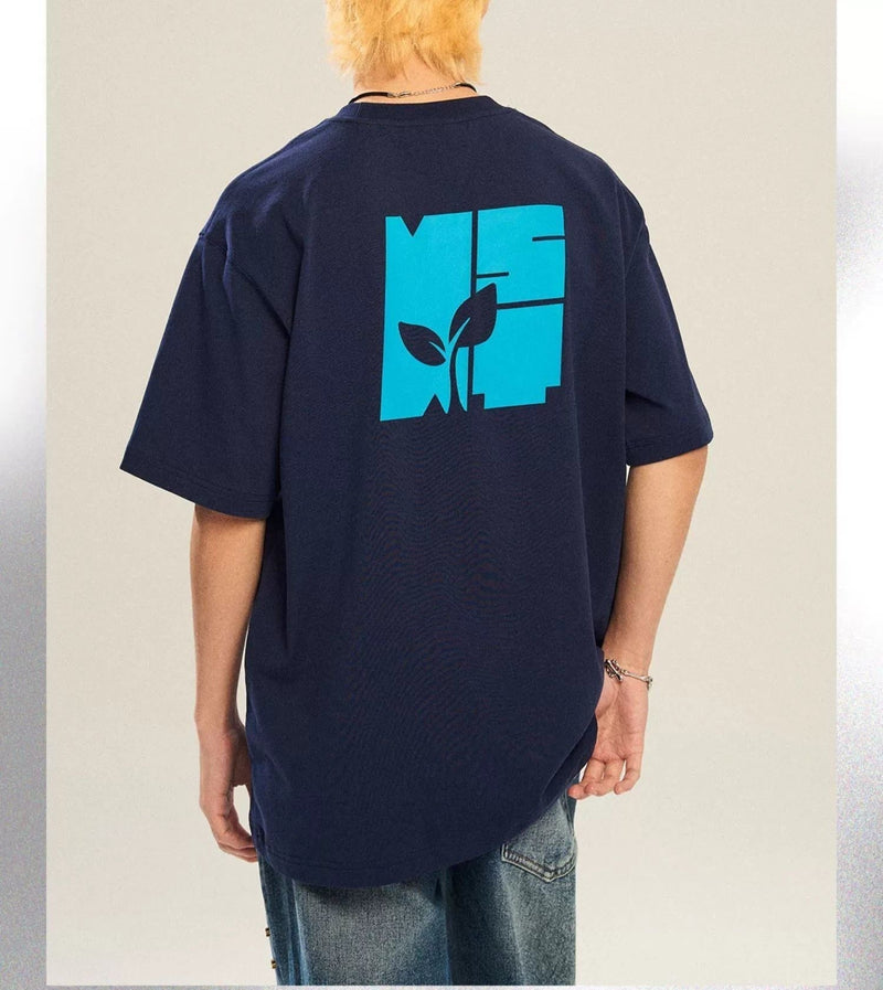 T-shirt With Growing Plant Design